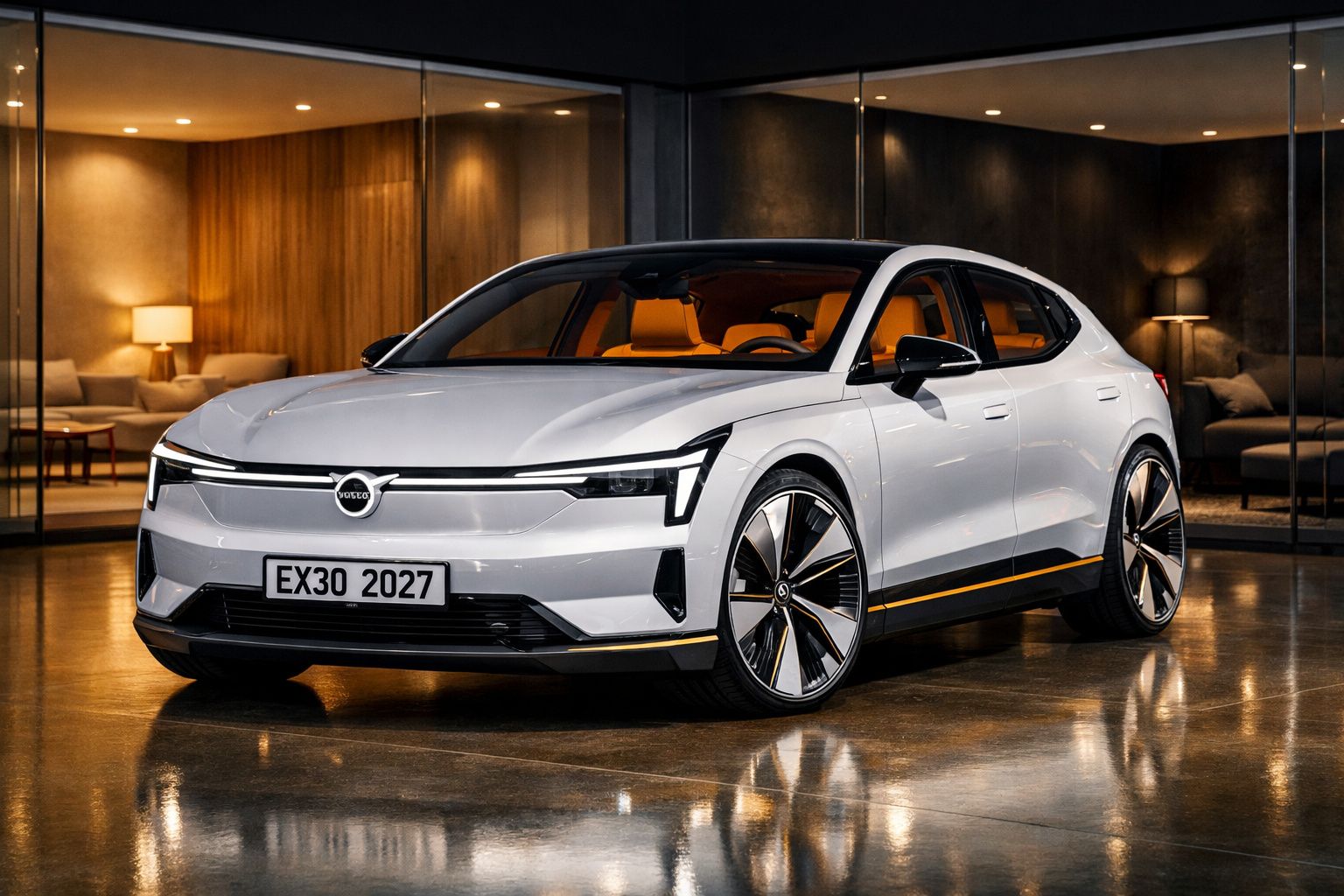 Carro elétrico Volvo cinzento estacionado em interior moderno com decoração em madeira e sofás.